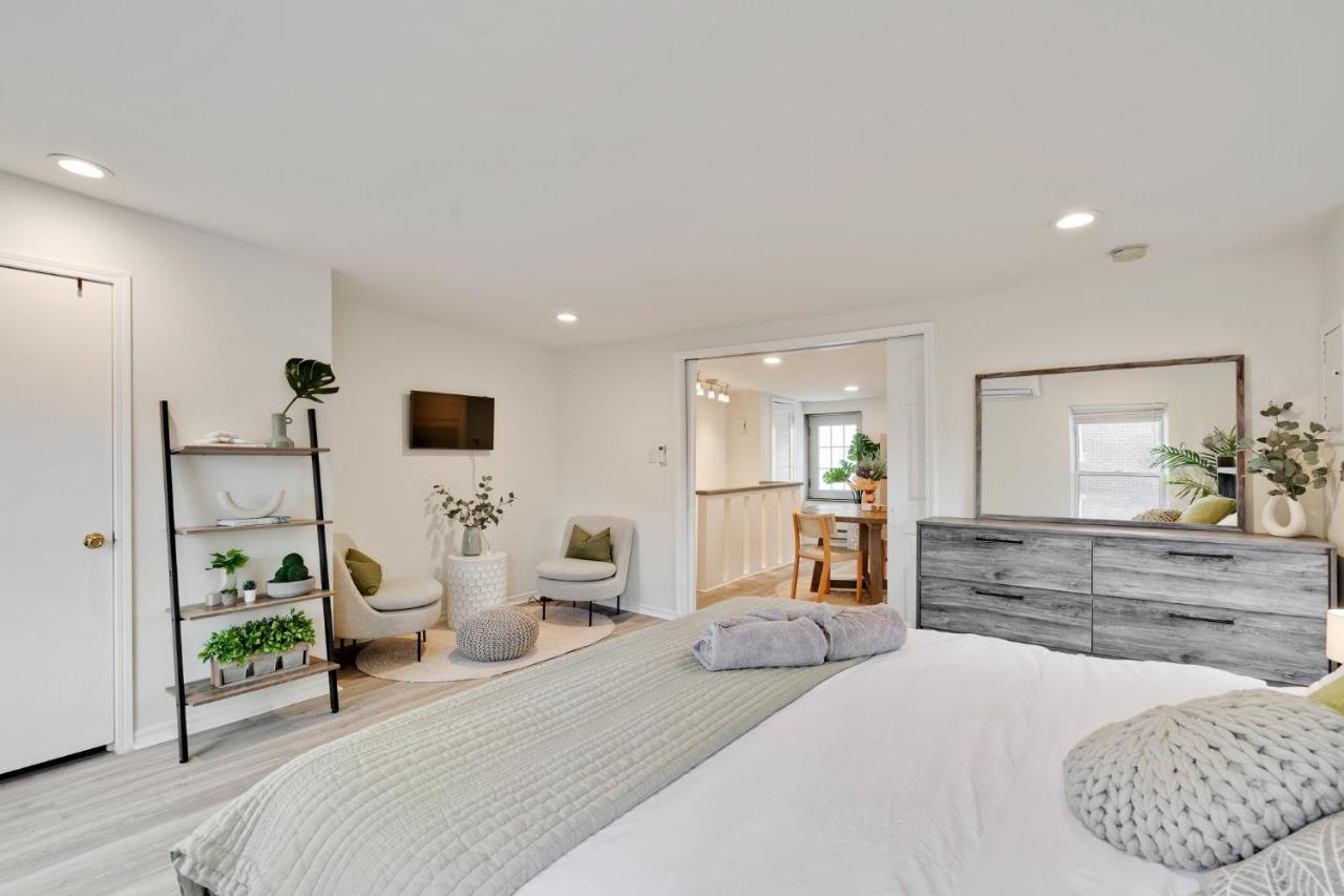 King Suite Luxurious, Modern Couple Retreat Filadelfia Exterior foto