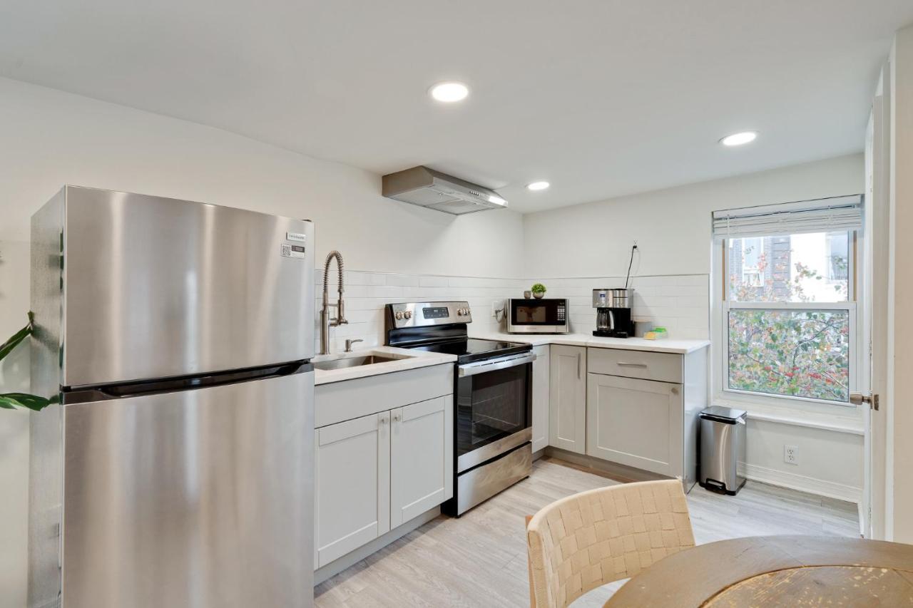 King Suite Luxurious, Modern Couple Retreat Filadelfia Exterior foto